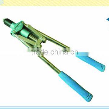 Professional quality double handle hand riveter