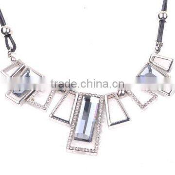 Zm34535a Fashion Necklace Elegant Ladies Short Choker Necklace Jewelries photo-4