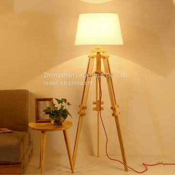 Rubber Wood Material Flooring Lamp light