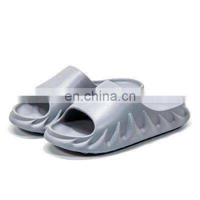 Factory direct sale Christmas high-quality home slippers all-match trend indoor custom ladies and men's slippers