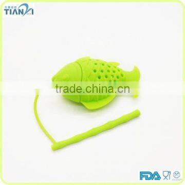 Creative FDA/LFGB BPA Free Fishing Shape Food Grade Silicone Tea Strainer