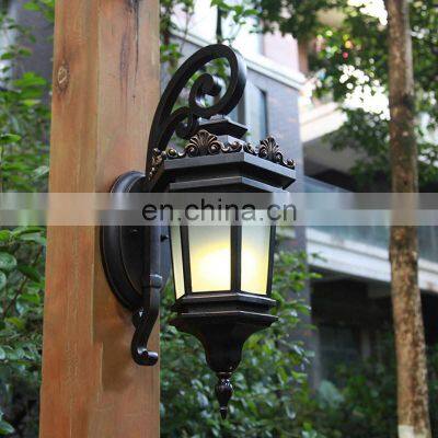 New Arrival Modern Classic Fancy Garden Metal Fence Wall Light Outdoor Residential Lighting Lantern photo-4