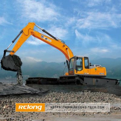 Land and Water Excavator Amphibious Floating Excavator Diggers in Water