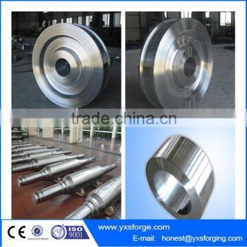 Heavy duty hoisting sheave wheel in machinery