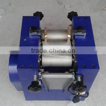 65 Lab paste three roller mill Grinder for high viscosity material