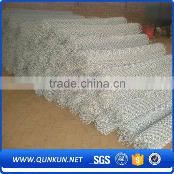 Galvanised diamond chain link fence mesh