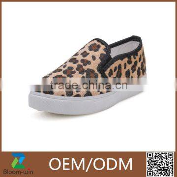 Loafers shoes flat shoes with leopard print                        
                                                Quality Choice