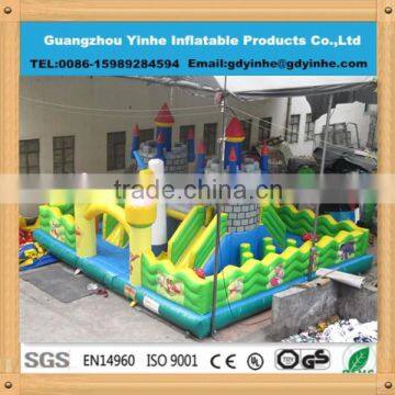 2015 new design giant inflatable castle. inflatable castle with slide