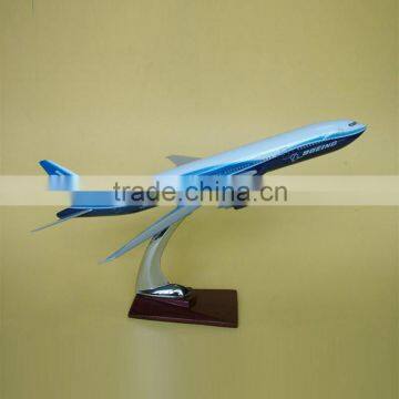 Boeing original B777-200 model airplane toy