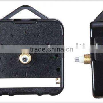 Quartz clock movement with hanger