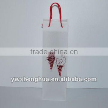 2013 new design lacte pp bag for packing winebottle with rope