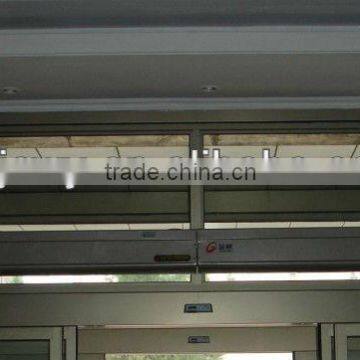 Axial strong wind electric heating air curtain