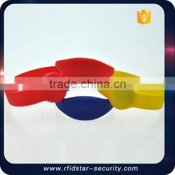 125KHz RFID Compatible ID Tag Waterproof Silicone Swimming Poor Wristband