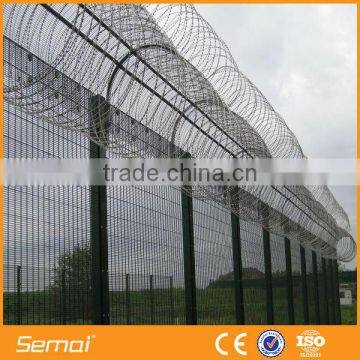 prison fence with top barbed wire,chain link fence top barbed wire