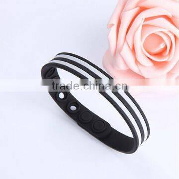 Silicone Sport Bracelets/men Bangles/silicone Wristand Manufacturer photo-2