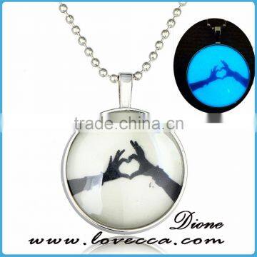 Hot Selling Stock Creative Glow in the Dark Round Pendant Luminous Necklace photo-2