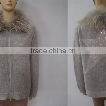 Erdos Cashmere Sweater for Women with genuise Raccoon Collar