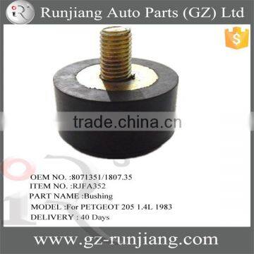 OEM NO.8071351/ 1807.35 auto suspesion rubber trailing bushing for Peugeot 205 1.4L 1983