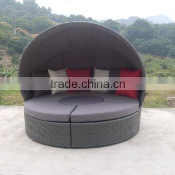 Cheap outdoor rattan beach sunbed with canopy rattan round sofa bed                        
                                                Quality Choice