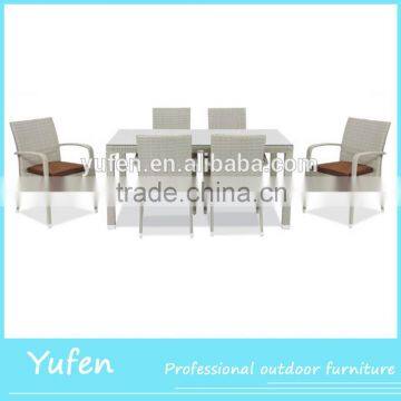 Resin wicker cheap dining tables for sale