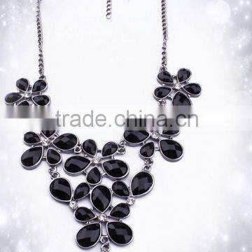 Fashion Flower Crystal Necklace Black Beads Necklace