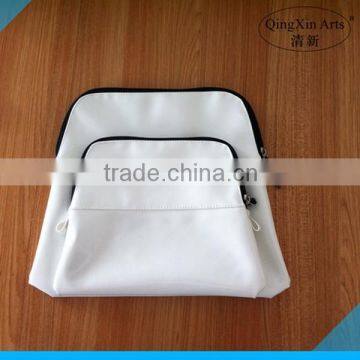 Large capacity waterproof customized travelling cosmetic bag with liner