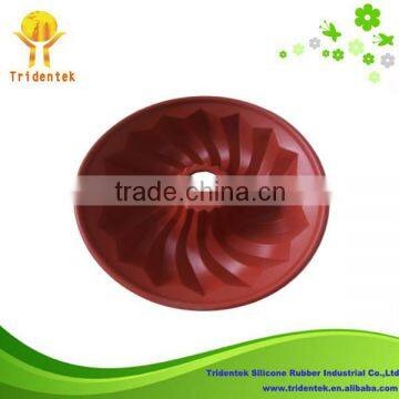 Chocolate color cookies shape silicone crown cake mold