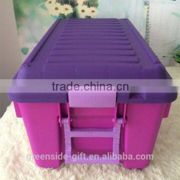 Plastic storage box with wheel