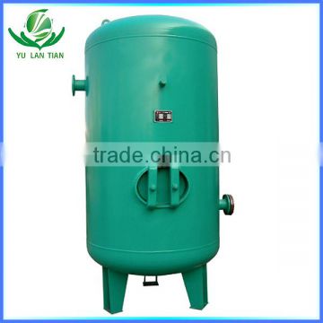 air compressor tank reducing the temperature of the compressed