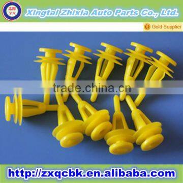 Auto plastic interior door trim clips