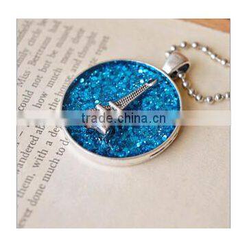 New Arrived Beautiful Blue Nanual Glue Necklace