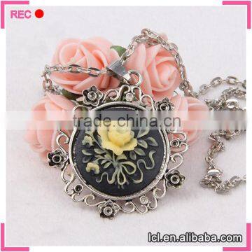 Engraved Skull Gothic Necklace, for Carnaval Gothic Jewelry photo-5