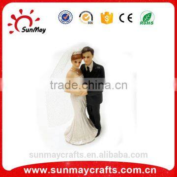 Wholesale custom cheap polyresin wedding gift statues for sale