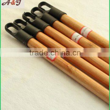 Varnished Eucalyptus Wooden Broomstick With 7.0cm Plastic Cap photo-5