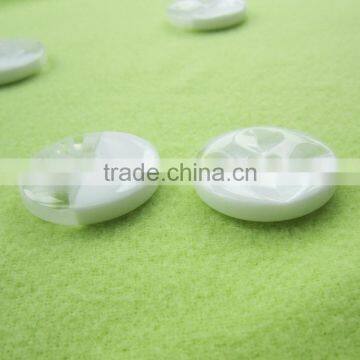 Wenzhou Qiaotou Factory Resin Overcoat Buttons 4 Holes Button photo-2