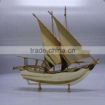 Metal Ship Model, Silver Metal Ship Model on Clear Crystal Base Souvenir Gifts