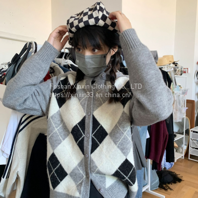 Vintage diamond bump color round neck knit cardigan 2021 autumn and winter Korean version texture loose sweater coat female