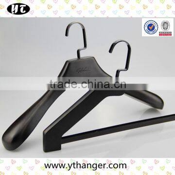 black matched wooden hanger for luxury clothes