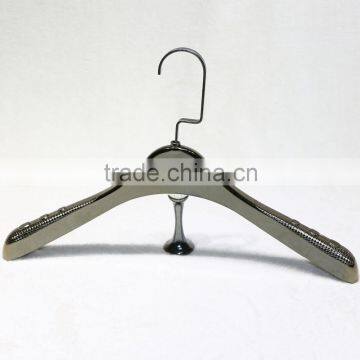 Electroplating plastic hanger from China supplier with low price