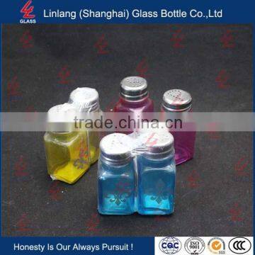 Sauce use and screw cap glass spice jar