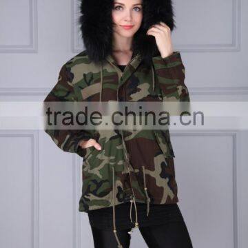 Short Pattern Camouflage Shell Black Fake Fur Lining Collar Winter Parka for Lady photo-6
