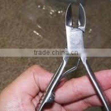 Nail nippers