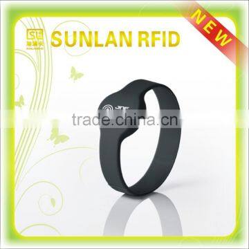 High Quality Silicone Wristand for Hospital photo-3