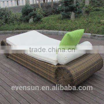 Rattan Lounger Patio Sun Bed photo-2