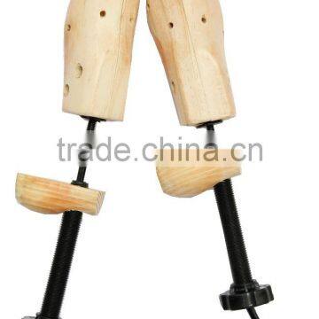 Pine wood adjustable enlarge type shoe stretcher