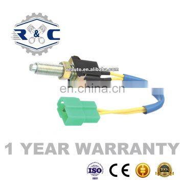 R&C High Quality Auto Brake Lighting Switches 84340-20011 For Hyundai Toyota 1.5L-2.2L 1984-2004 Car Braking Light Switch photo-2