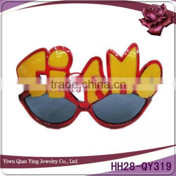 Fancy cheap birthday lip shaped party glasses with english word