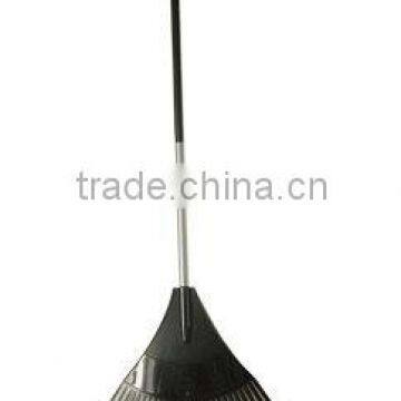 Plastic leaf rake or lawn rake