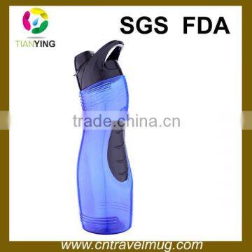 New design plastic sport water bottles with silicone part insert