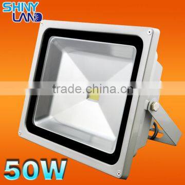 Russian distributors wanted led flood light housing with great price